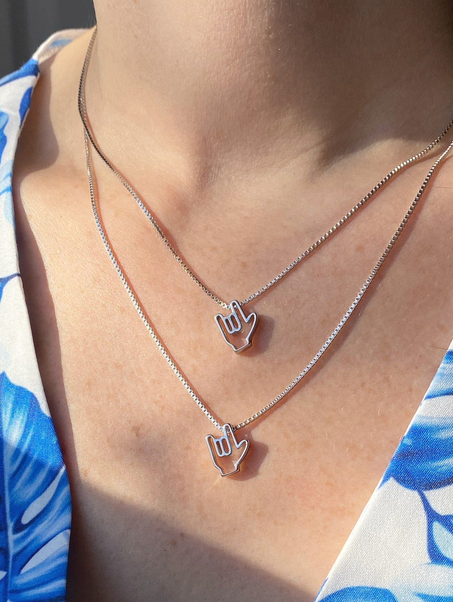 Outline ILY Necklace