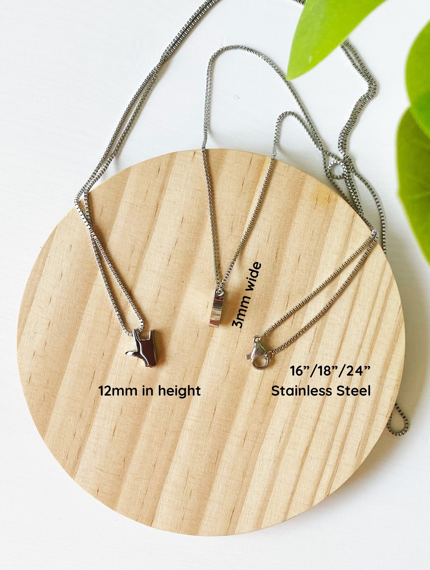 Solid ILY Necklace