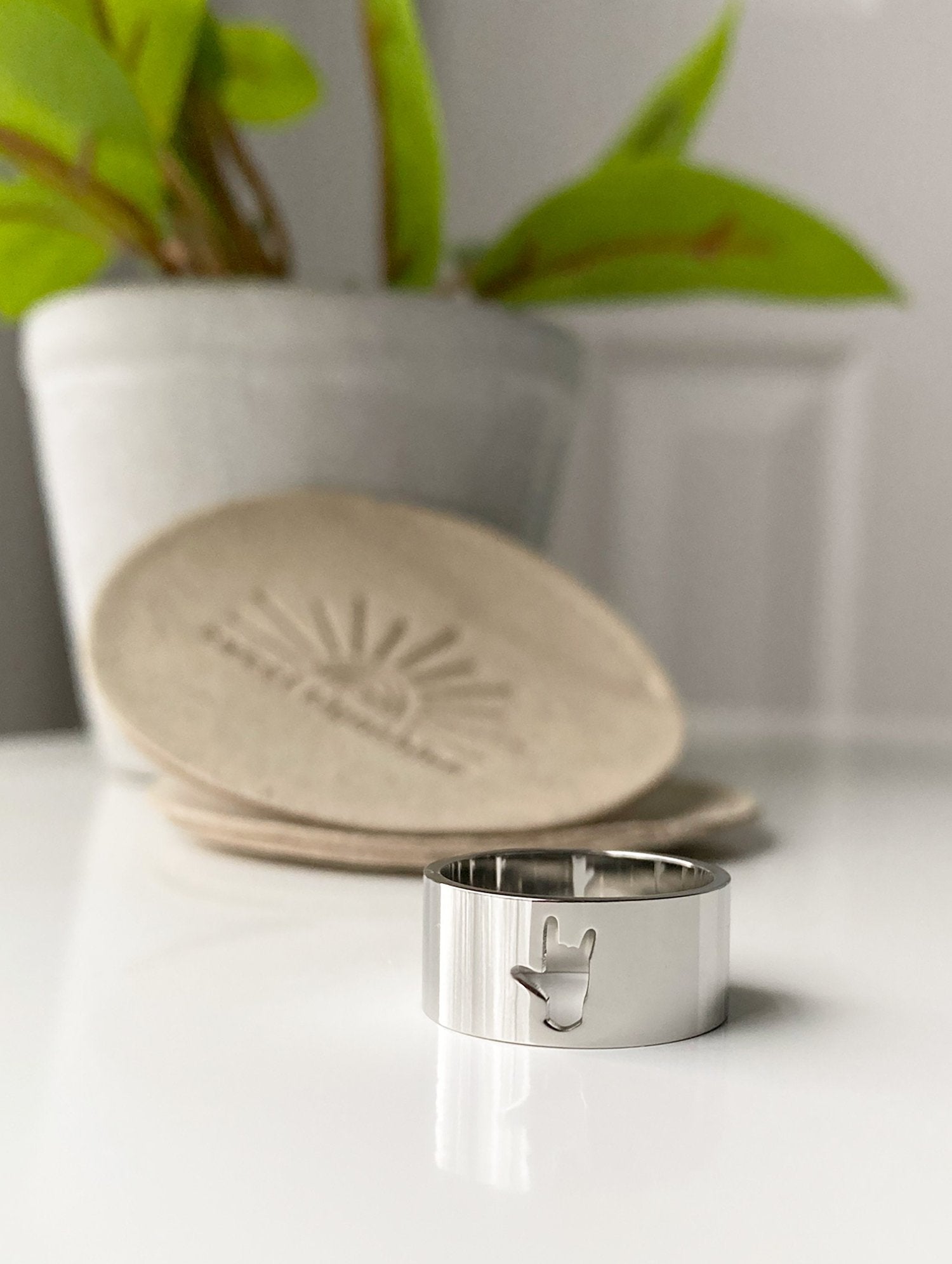 Wide ILY Cutout Ring