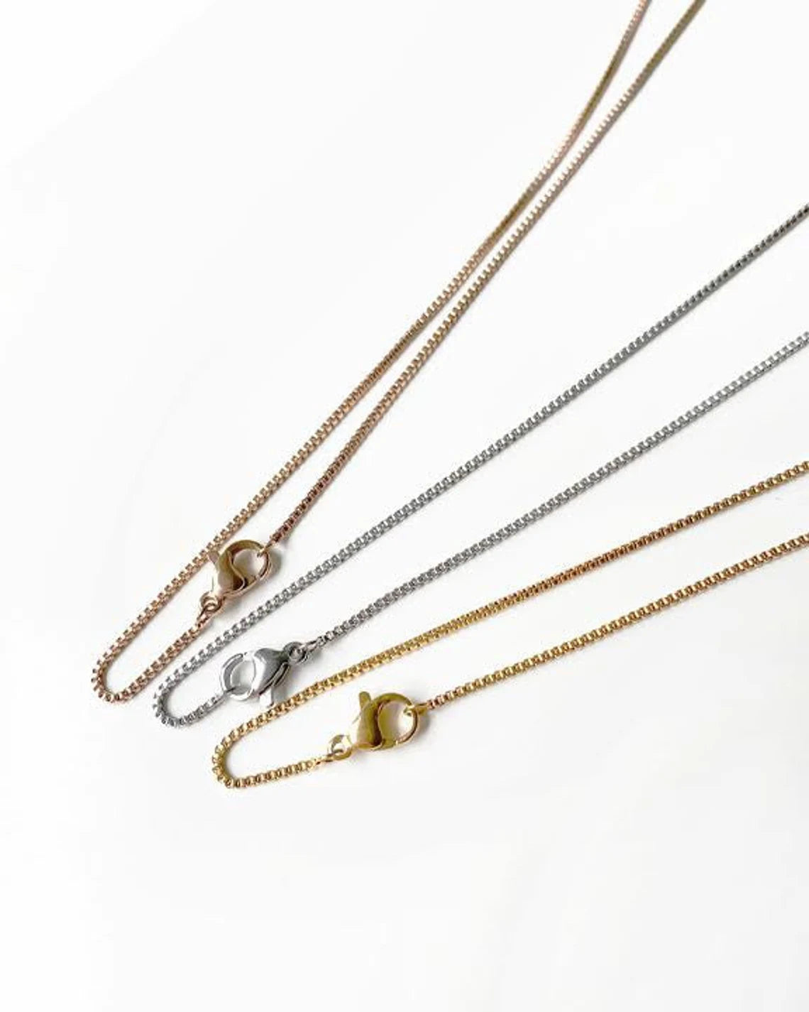 Solid ILY Necklace