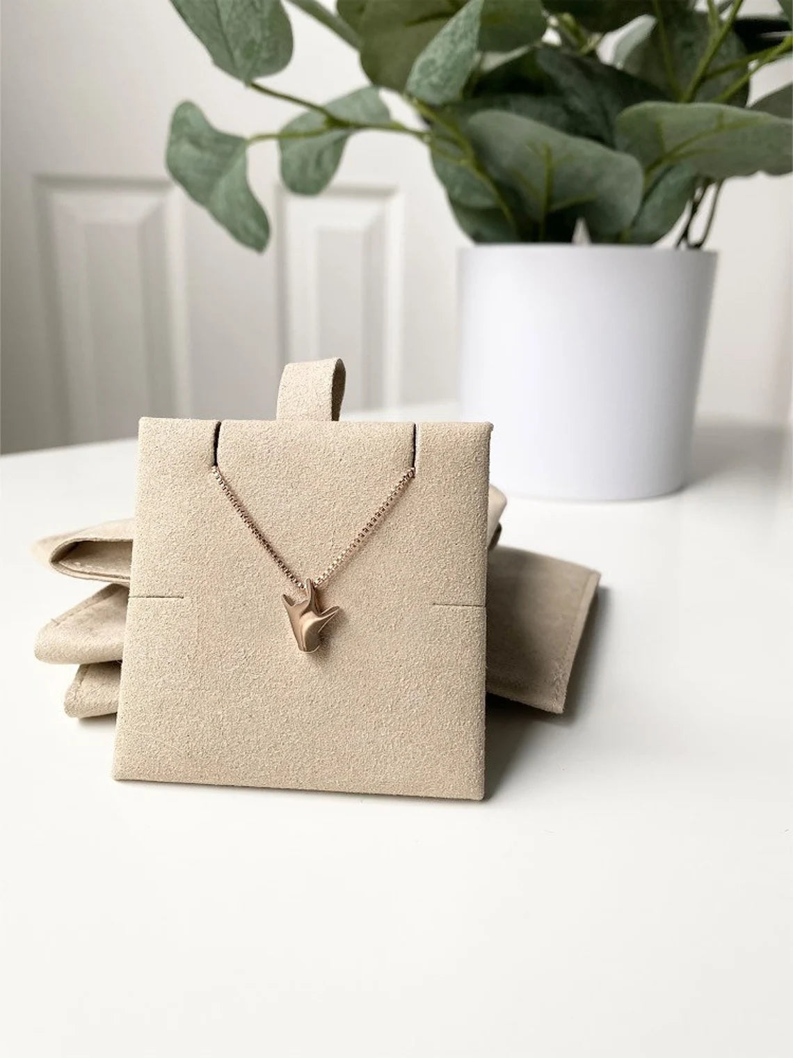 Solid ILY Necklace