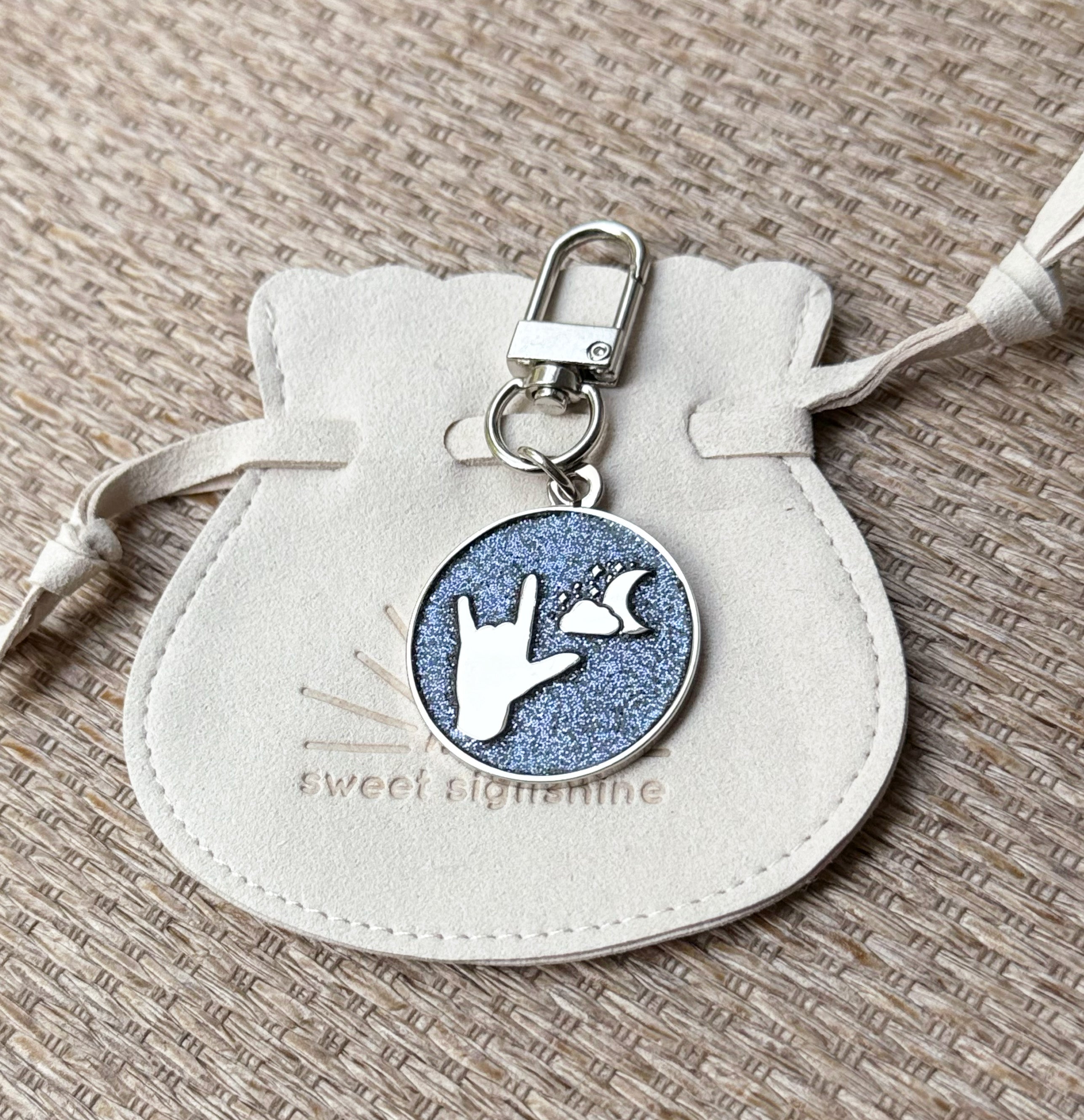 ILY to the Moon and back Keychain